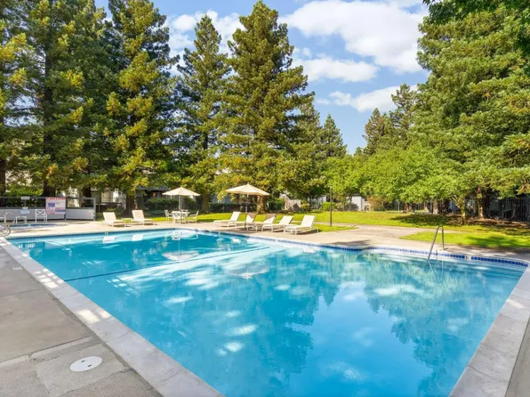 79 Village Parkway, Napa, CA 94558