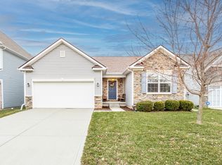 6106 Pebblebrooke Rd, Whitestown, IN 46075