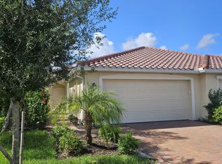 1656 Alameda Dr, Naples, FL 34120