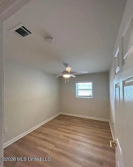 141 Pine Grove Ave #B — Photo 8