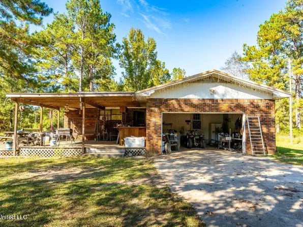 94 Double R Ln, Columbia, MS 39429