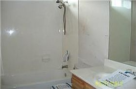 4th image of 109 Roaring Springs Dr