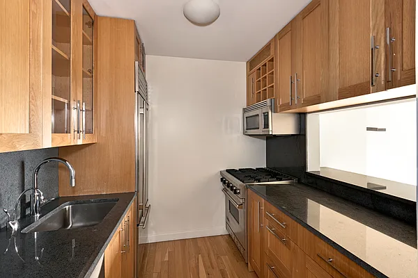 Rented by Focus Real Estate Group | media 37