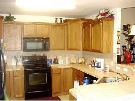 4th image of 1211 Iowa Ct