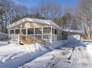 29 Chickadee Drive, Alfred, ME 04002