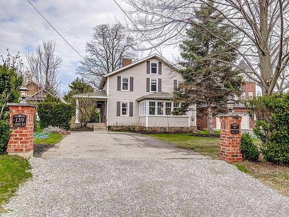3rd image of 139 Lake St