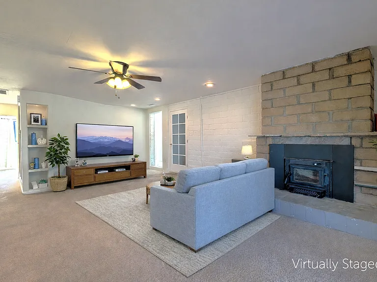 1514 N Elaine Way — Photo 8