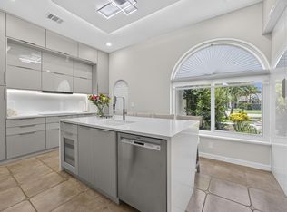 716 Lake Wellington Dr, Wellington, FL 33414