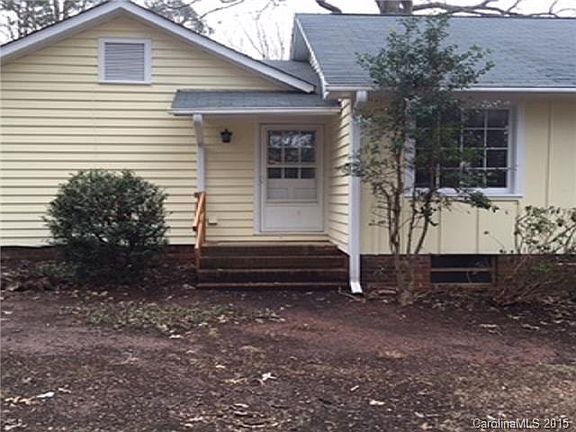 2nd image of 230 W Glen Eagles Rd