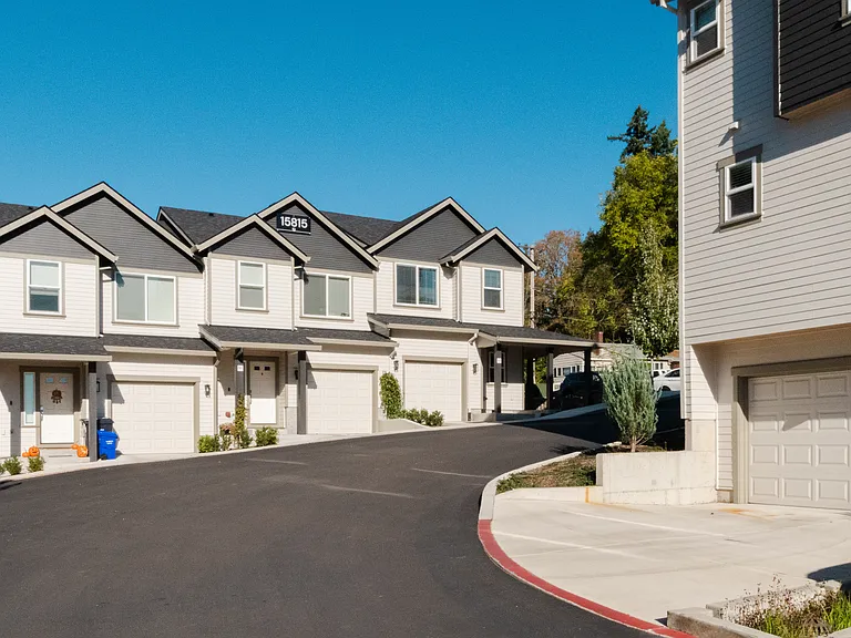 Harley Townhomes — Photo 27