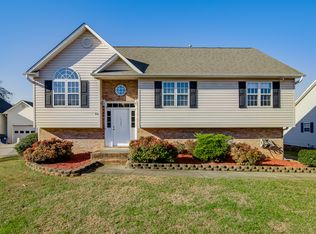 1925 Penny Ln, Winston Salem, NC 27127