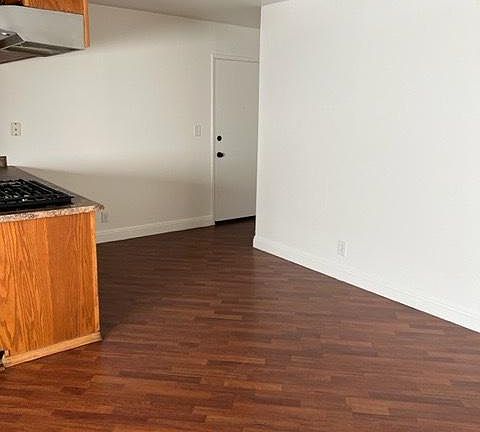 2nd image of 500 N Maryland Ave #6