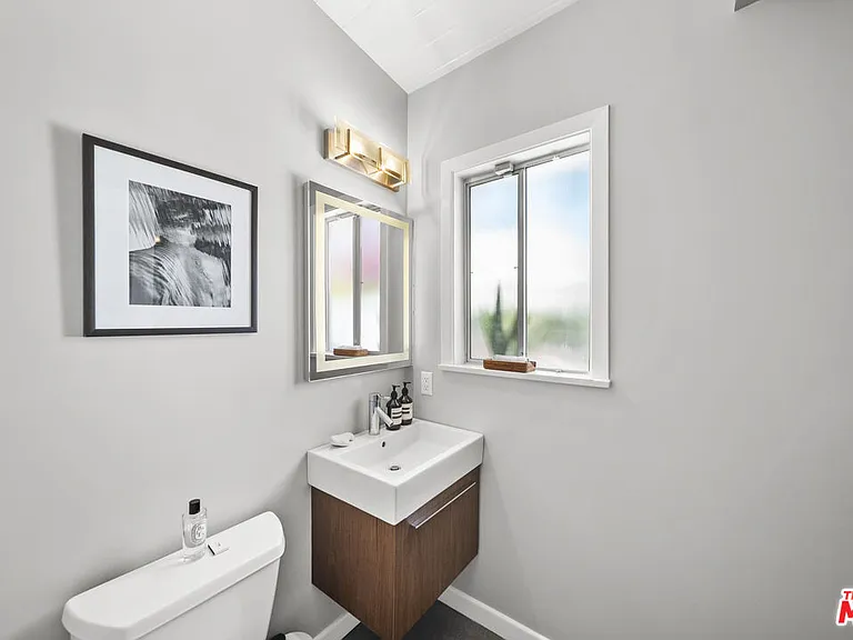 4620 Balboa Ave — Photo 29