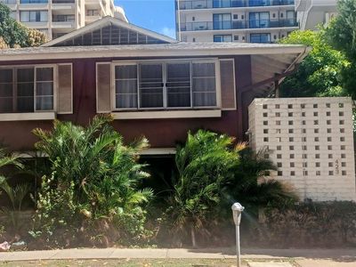 423 Kaiolu St APT 106, Honolulu, HI, 96815