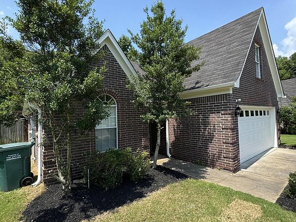 4th image of 885 Galyon Dr