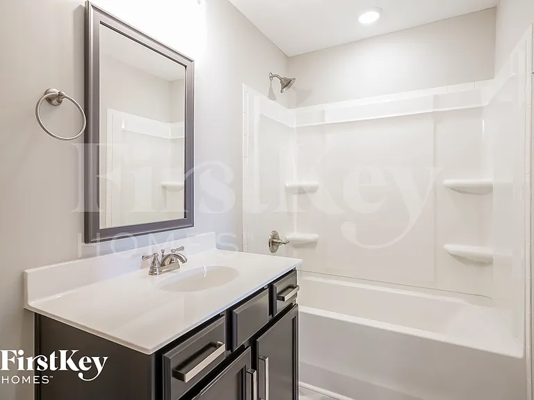 640 Alvin Rd — Photo 13