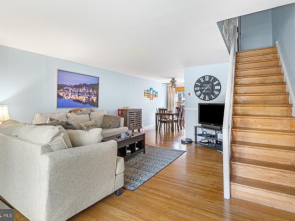 3rd image of 5432 Vicaris St