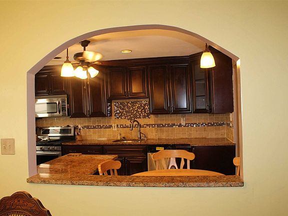 5th image of 11 Eyre Pl