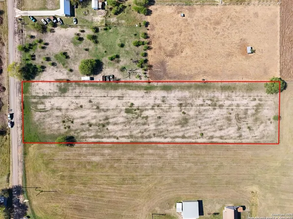 TBD CR 5718 E LOT 4, Natalia, TX 78059