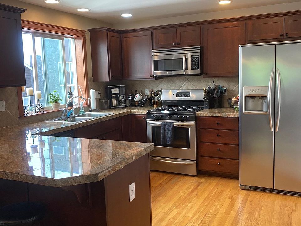 Spacious Kitchen