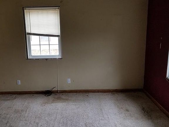 4th image of 536 Delaware Ave