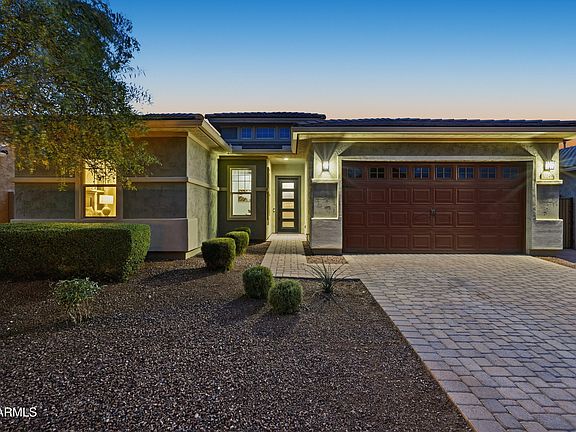 2nd image of 10249 W HEDGE HOG Place