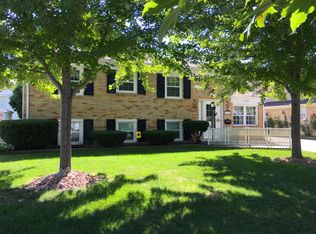 5850 Viramar Rd, Toledo, OH 43611