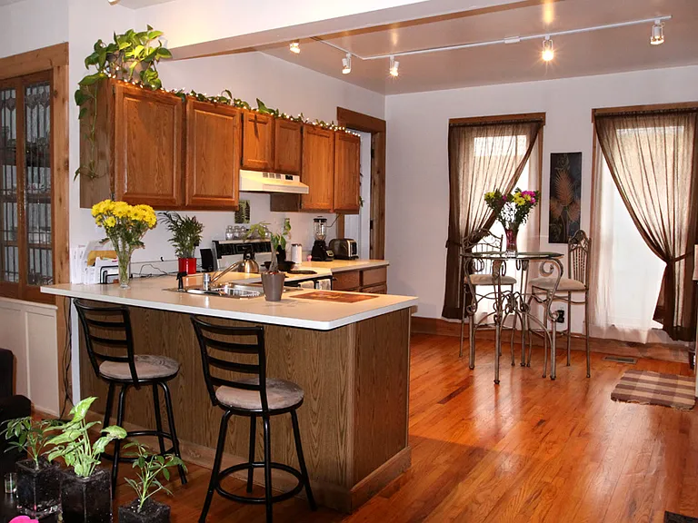 11 Thayer St #1 — Photo 3