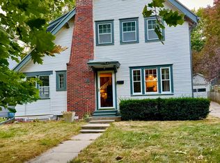 322 S 50th St, Omaha, NE 68132