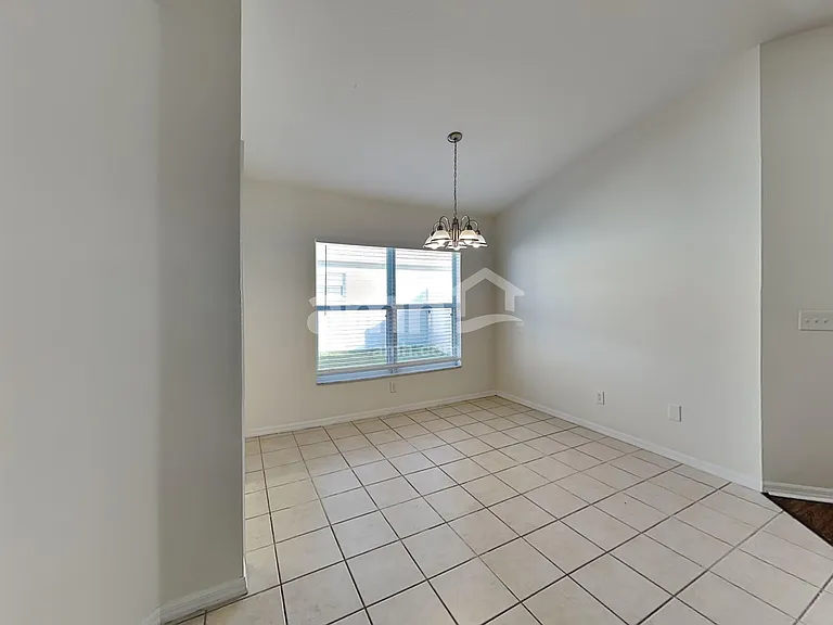 4528 Portobello Cir — Photo 5