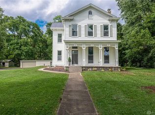 6710 Hendrickson Rd, Middletown, OH 45044