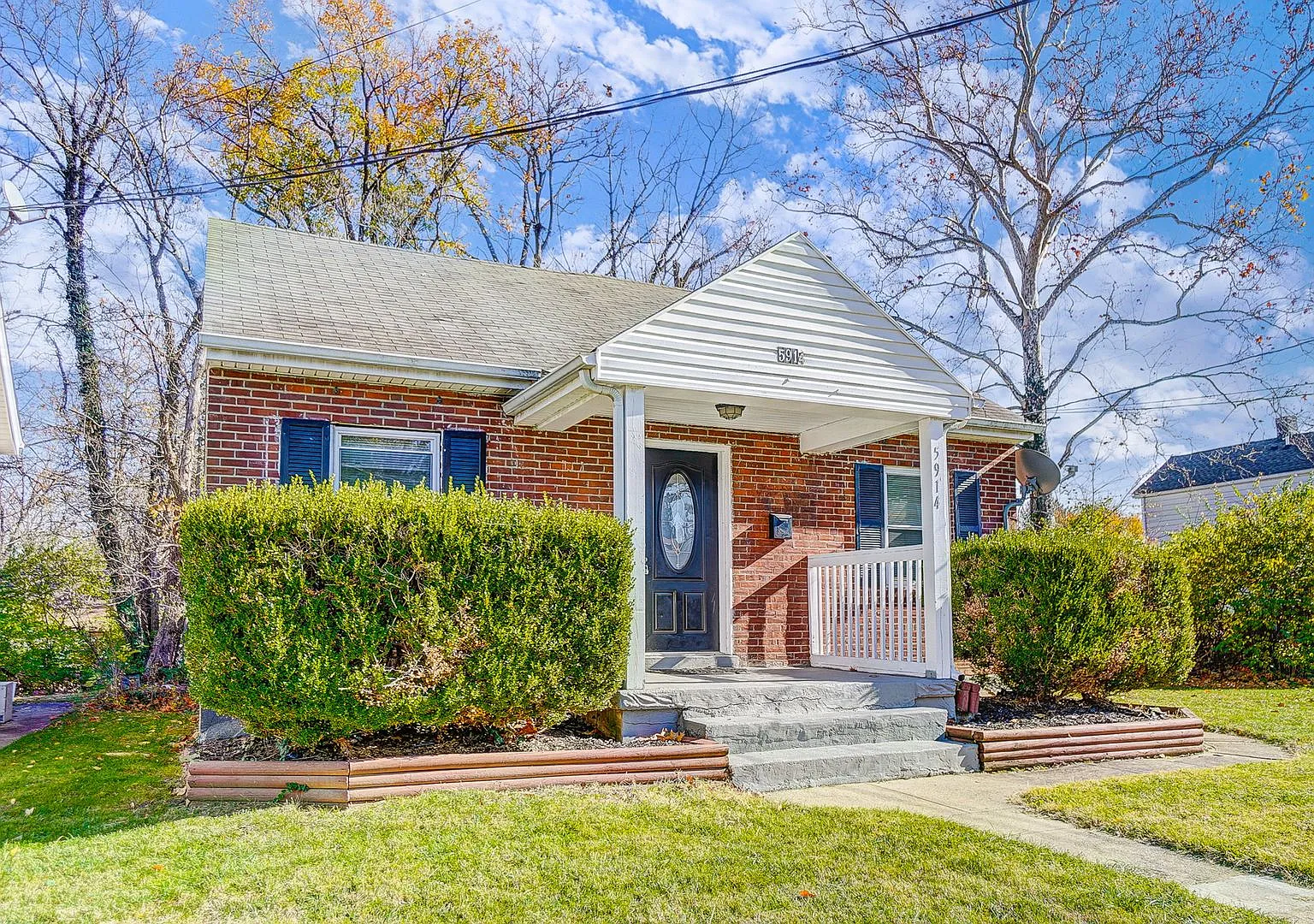 Two Bedroom House in Cincinnati!! — Photo 3
