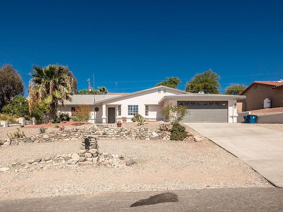 1st image of 3809 Bear Dr