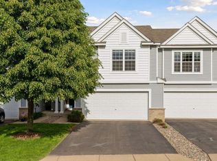 2249 Saint Johns Pl, Woodbury, MN 55129