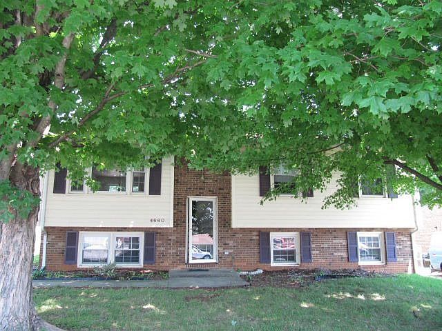 1st image of 4660 Long Acre Dr NE