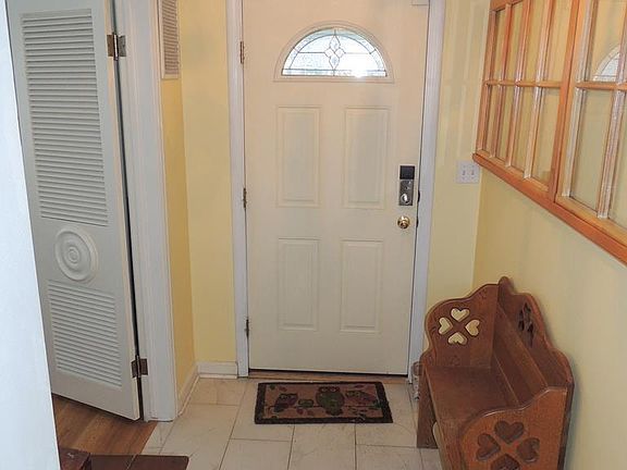 2nd image of 385 12th St