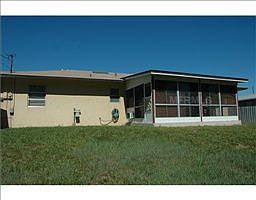 2nd image of 1309 Deltona Blvd