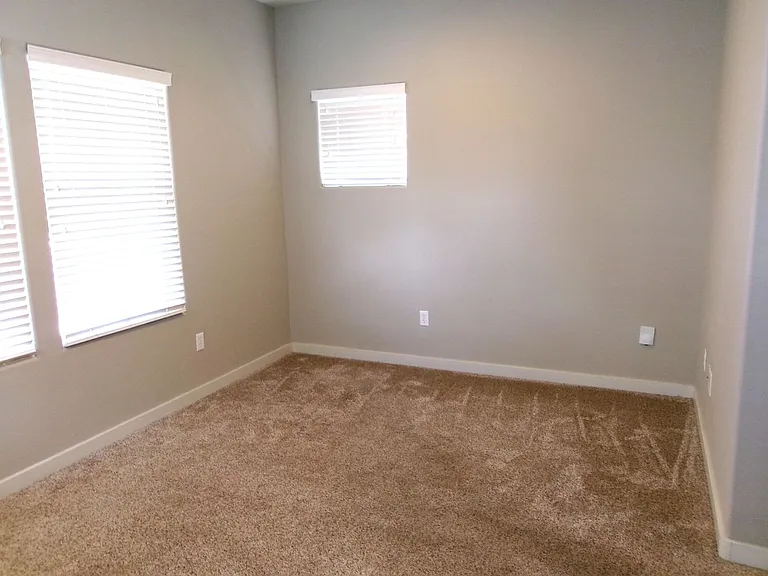 1372 Boardwalk Pl — Photo 14