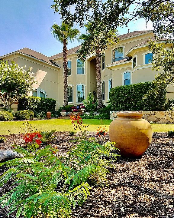 1st image of 22543 Lynridge Dr