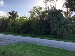 662 Vickers St, Sebastian, FL 32958