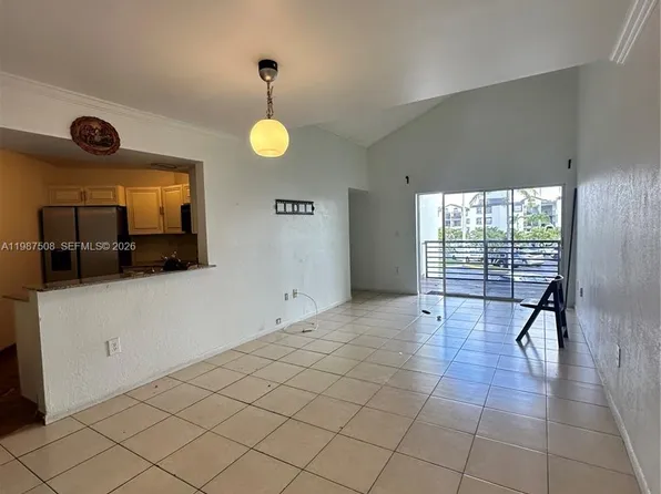 9701 Fontainebleau Blvd, Miami, FL