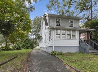 21 Elliot Pl, East Orange, NJ 07018
