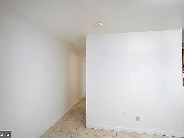 936 Taylor St #1/2 — Photo 8