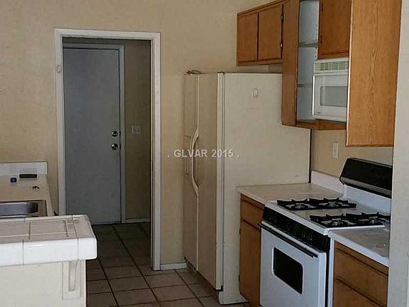 3rd image of 5332 Padero Dr