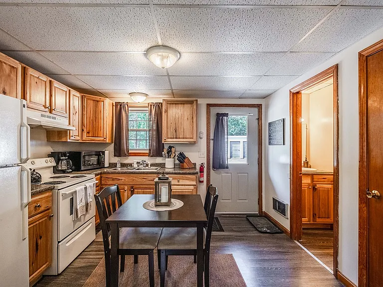 Summerhaven Apartments — Photo 4