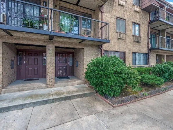 87-03 57th Road image 2 of 20