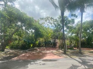 601 SW 70th Ave, Pembroke Pines, FL 33023