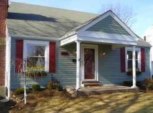 4103 Alton Rd, Saint Matthews, KY 40207