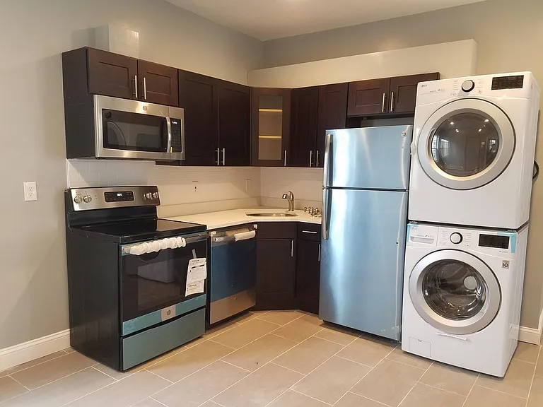 424 Bowdoin St #2 — Photo 1