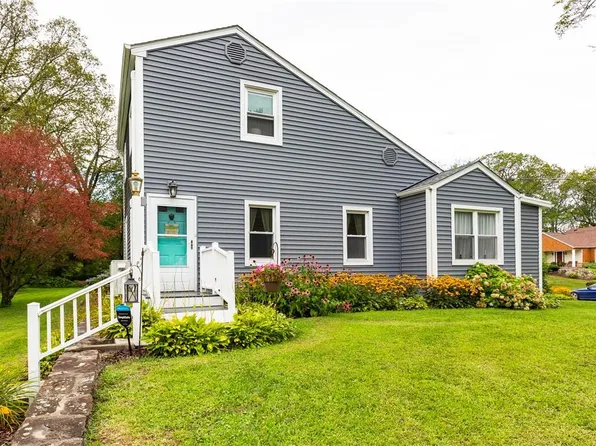 11 Cedar Lane, Poughkeepsie, NY 12601
